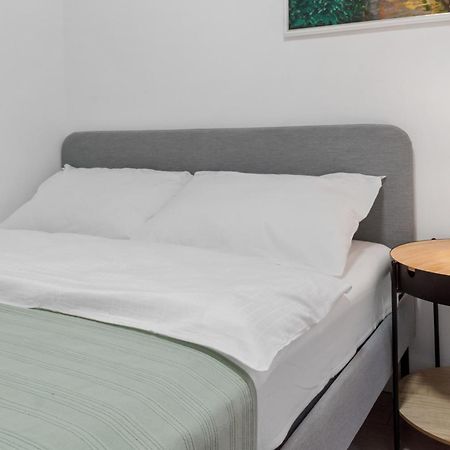 Central Town Cosy Apartment بوخارست المظهر الخارجي الصورة