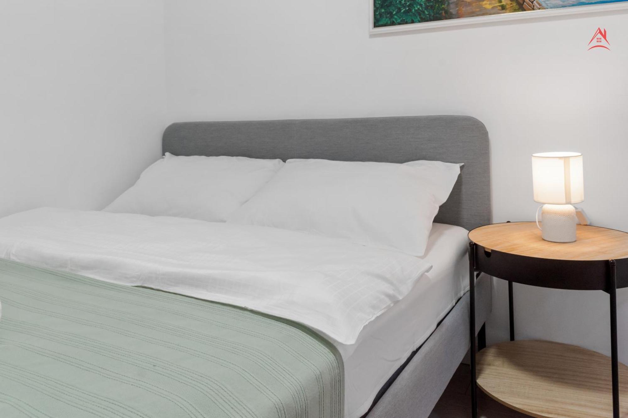 Central Town Cosy Apartment بوخارست المظهر الخارجي الصورة